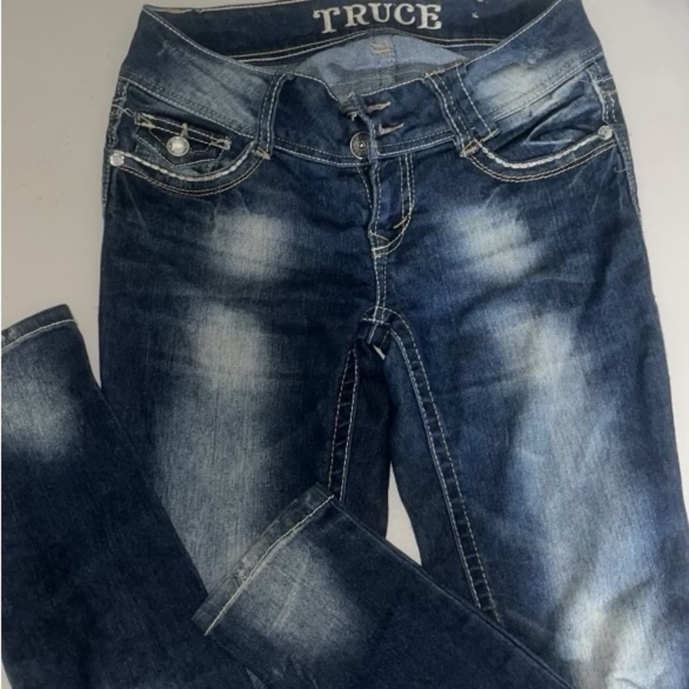 Blue Skinny Jeans with Distressed Vintage Look